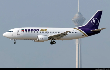 بوئینگ هواپیمایی کارون EP-JIA