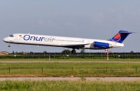 TC-ONR - Onur Air - Verona Valerio Catullo Villafranca (VRN / LIPX)  Italy - 1387/04/11