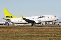 YL-BBI - Air Baltic - Milano Malpensa - LIMC Italy - 1398/07/277